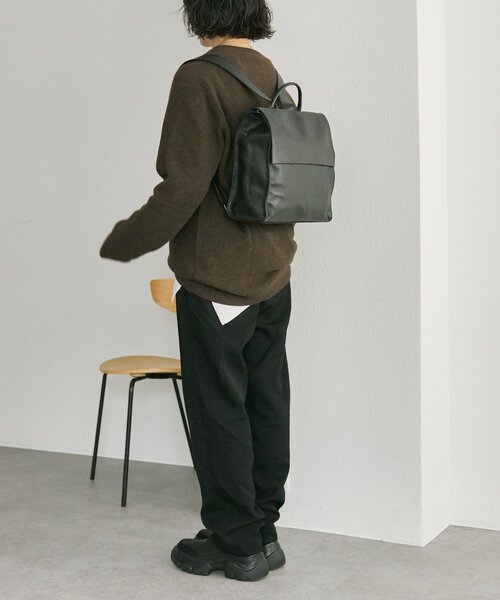 本革/A4サイズ対応》レザーフラップリュック（バックパック/リュック