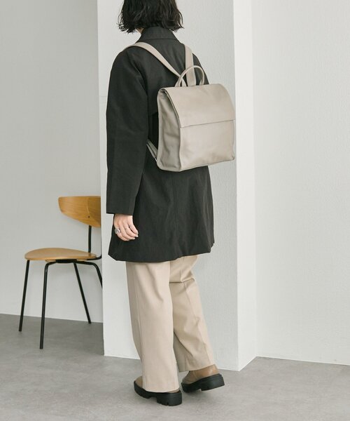 本革/A4サイズ対応》レザーフラップリュック（バックパック/リュック