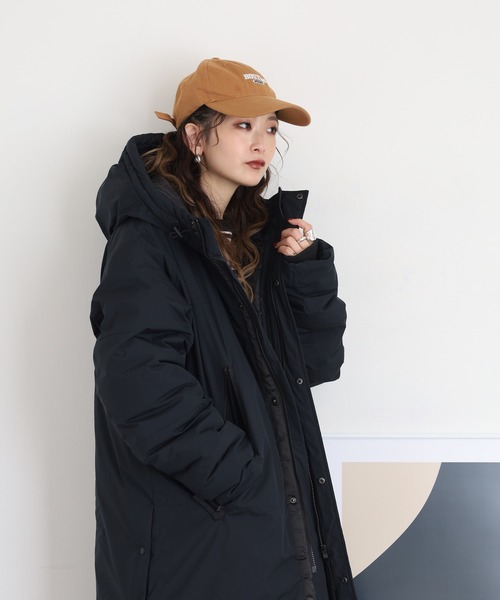 Ree&Mee(リーアンドミー)の「Ree&Mee 撥水加工 防風フィルム加工 中綿 サイドスリット釦付き モンスターコート アウター ベンチコート(ダウンジャケット/コート・メンズ・ブラック/ネイビー・M/LL/L)」の6枚目の写真
