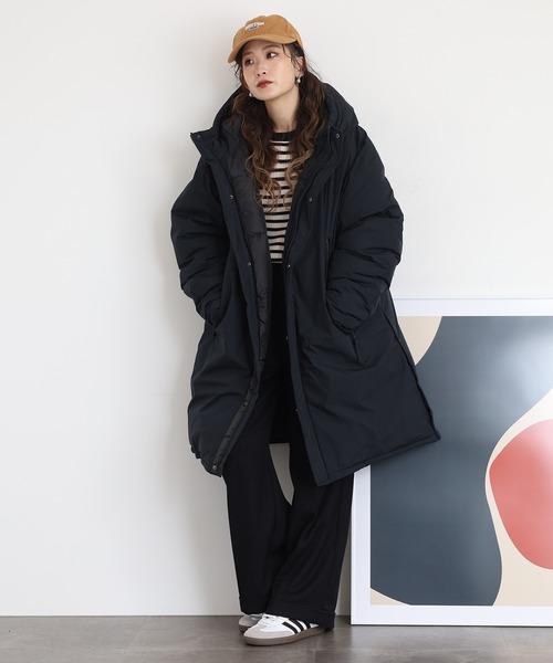Ree&Mee(リーアンドミー)の「Ree&Mee 撥水加工 防風フィルム加工 中綿 サイドスリット釦付き モンスターコート アウター ベンチコート(ダウンジャケット/コート・メンズ・ブラック/ネイビー・M/LL/L)」の8枚目の写真