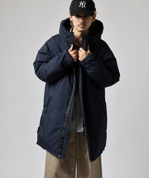 Ree&Mee(リーアンドミー)の「Ree&Mee 撥水加工 防風フィルム加工 中綿 サイドスリット釦付き モンスターコート アウター ベンチコート(ダウンジャケット/コート・メンズ・ブラック/ネイビー・M/LL/L)」の20枚目の写真
