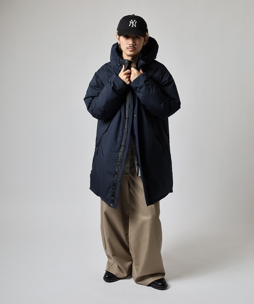 Ree&Mee(リーアンドミー)の「Ree&Mee 撥水加工 防風フィルム加工 中綿 サイドスリット釦付き モンスターコート アウター ベンチコート(ダウンジャケット/コート・メンズ・ブラック/ネイビー・M/LL/L)」の22枚目の写真