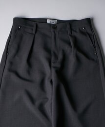 WHO'S WHO gallery（フーズフーギャラリー）の「ヘヴィトロピカルセットアップスラックス（スラックス）」