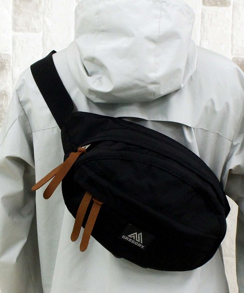 GREGORY(グレゴリー)の「テールメイトS V2 TAILMATE S V2(ショルダーバッグ・メンズ・ブラック・ONE)」の1枚目の写真