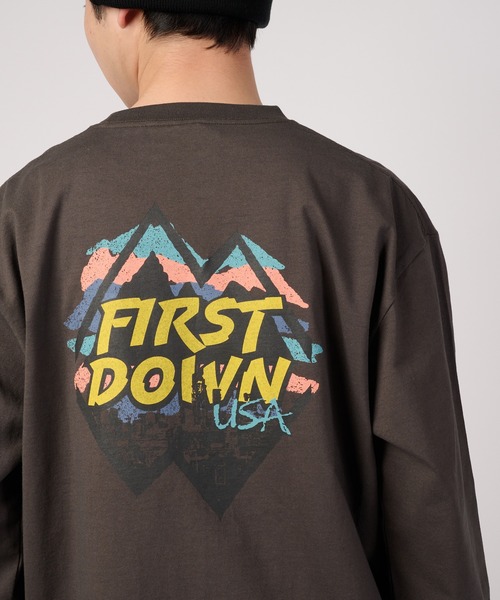 FIRST DOWN(ファーストダウン)の「グラフィック ロングスリーブ ティー(Tシャツ/カットソー・メンズ・ホワイト/チャコールグレー・L/M/XL)」の1枚目の写真