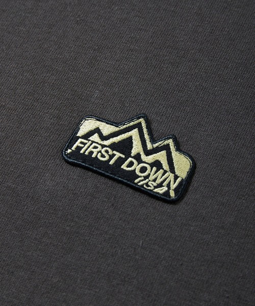 FIRST DOWN(ファーストダウン)の「グラフィック ロングスリーブ ティー(Tシャツ/カットソー・メンズ・ホワイト/チャコールグレー・L/M/XL)」の4枚目の写真
