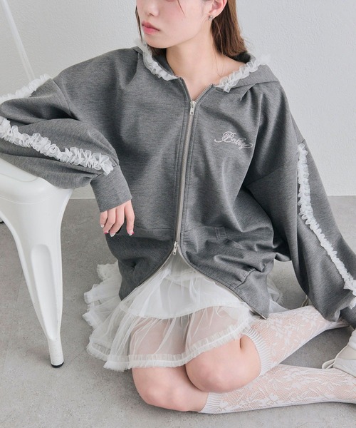 OLIVE des OLIVE（オリーブデオリーブ）の「チュールフリルパーカー