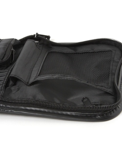 LAKOLE（ラコレ）の「メタルカラーパスポートケース / 634919（パスポートケース・レディース・その他1/ブラック・FREE）」の11枚目の写真