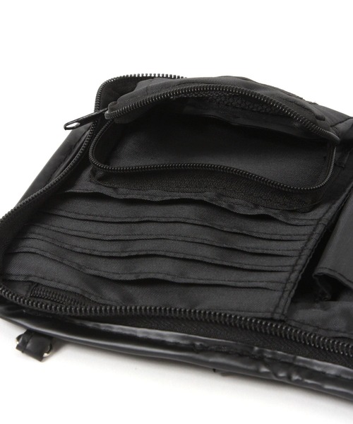 LAKOLE（ラコレ）の「メタルカラーパスポートケース / 634919（パスポートケース・レディース・その他1/ブラック・FREE）」の12枚目の写真