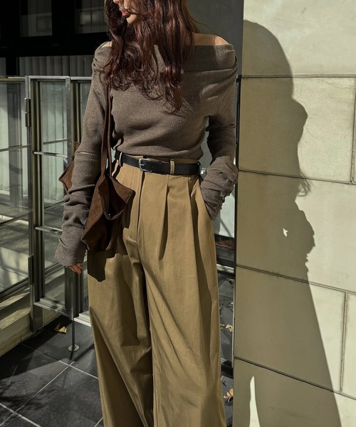 WILLFULLY(ウィルフリー)の「2way sleeve off shoulder rib tops(Tシャツ/カットソー・レディース・ブラウン系その他/タン/チャコール・FREE)」の11枚目の写真
