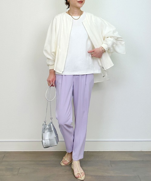 LUGIVA（ルギヴァ）の「バックギャザーフリルブルゾン（ブルゾン・レディース・カーキ/オフホワイト・M）」の8枚目の写真