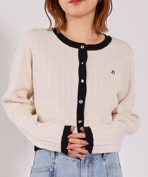 archives（アルシーヴ）の「ロゴ刺繍ニットカーディガン（カーディガン/ボレロ・レディース・ピンク/グレー/アイボリー・MEDIUM）」の5枚目の写真