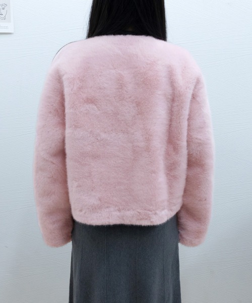 Miniministore(ミニミニストア)の「ファージャケット ふわふわ パールボタン(ノーカラージャケット・レディース・アイボリー/ブラック/ベージュ・FREE)」の18枚目の写真