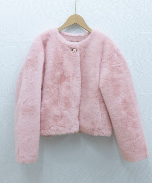 Miniministore(ミニミニストア)の「ファージャケット ふわふわ パールボタン(ノーカラージャケット・レディース・アイボリー/ブラック/ベージュ・FREE)」の19枚目の写真