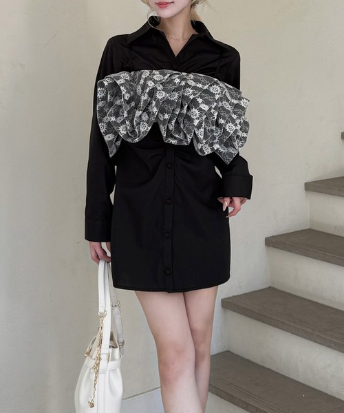 ROYAL PARTY(ロイヤルパーティー)の「レースラッフルビスチェ×ギャザーシャツミニワンピース(シャツワンピース・レディース・ブラック/オフホワイト/ベージュ・FREE)」の2枚目の写真