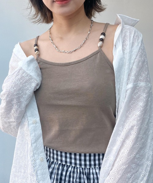 AS KNOW AS plus（アズノゥアズプラス）の「○ビーズ付き デザインキャミソール（キャミソール・レディース・モカ/グレー/ブラック/キナリ・FREE）」の4枚目の写真