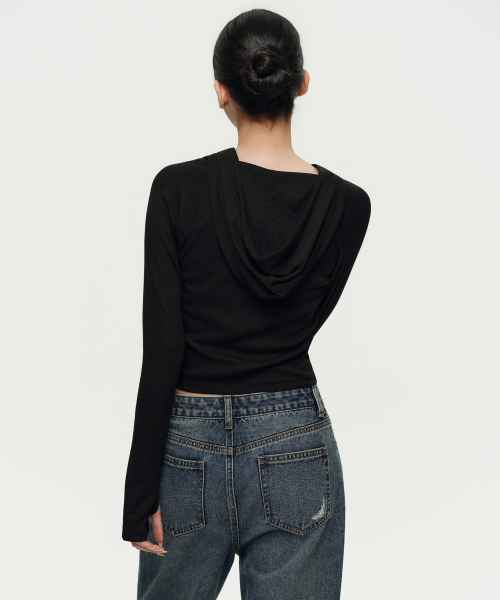 MUSINSA STANDARD WOMAN（ムシンサスタンダードウーマン）の「ウィメンズリブスリムフード付き長袖Tシャツ[ブラック]（パーカー・レディース・その他・M/S/X-SMALL/L/XL）」の3枚目の写真