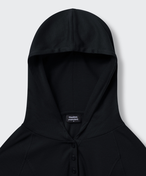 MUSINSA STANDARD WOMAN（ムシンサスタンダードウーマン）の「ウィメンズリブスリムフード付き長袖Tシャツ[ブラック]（パーカー・レディース・その他・M/S/X-SMALL/L/XL）」の4枚目の写真