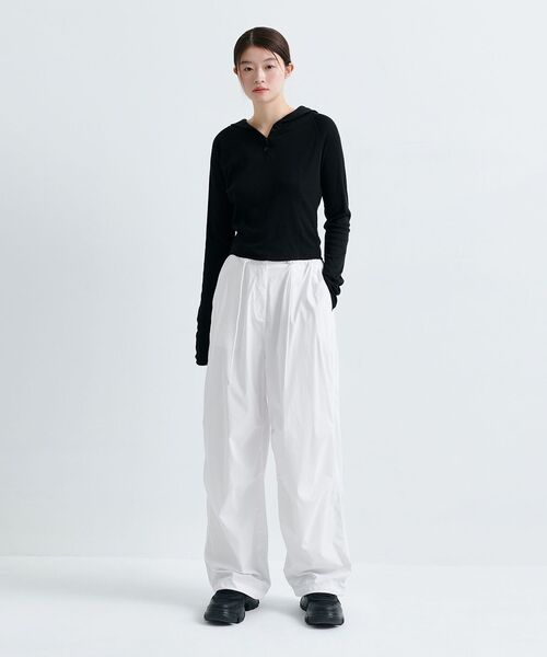 MUSINSA STANDARD WOMAN（ムシンサスタンダードウーマン）の「ウィメンズリブスリムフード付き長袖Tシャツ[ブラック]（パーカー・レディース・その他・M/S/X-SMALL/L/XL）」の8枚目の写真