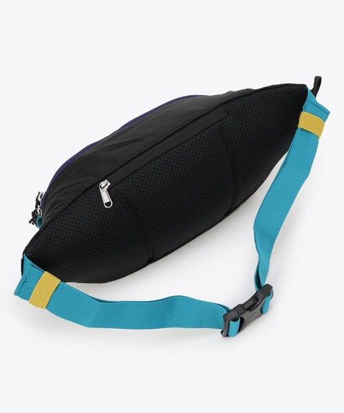 Columbia（コロンビア）の「Columbia/ パナシーアヒップバッグ /コロンビア（ボディバッグ/ウエストポーチ・レディース・ブルーグリーン/ブラウン/グレー/ブラック系その他/ブラック/ブラック系その他2・ONE SIZE）」の18枚目の写真