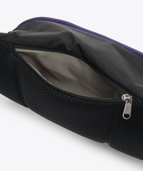 Columbia（コロンビア）の「Columbia/ パナシーアヒップバッグ /コロンビア（ボディバッグ/ウエストポーチ・レディース・ブルーグリーン/ブラウン/グレー/ブラック系その他/ブラック/ブラック系その他2・ONE SIZE）」の22枚目の写真