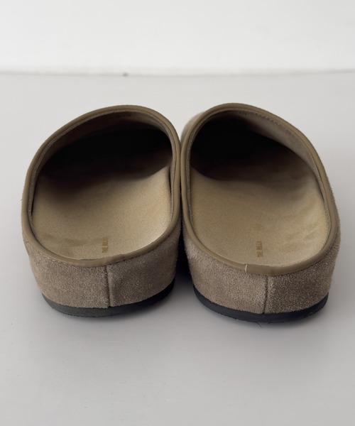 CANAL JEAN（キャナルジーン）の「El mar　スウェードスリッポン（スリッポン・レディース・ベージュ/ブラック・24.5/24/23.5）」の7枚目の写真