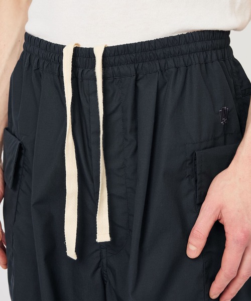 nanamica（ナナミカ）の「【nanamica / ナナミカ】Cargo Deck Pants（カーゴパンツ・メンズ・オフホワイト/ネイビー・30inch/32inch/34inch/36inch）」の4枚目の写真