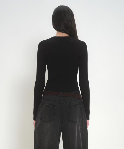 MUSINSA STANDARD WOMAN（ムシンサスタンダードウーマン）の「ウィメンズリブスリムラウンドネックニットジップアップ[ブラック]（ニット/セーター・レディース・その他・X-SMALL/SMALL/MEDIUM/LARGE）」の3枚目の写真