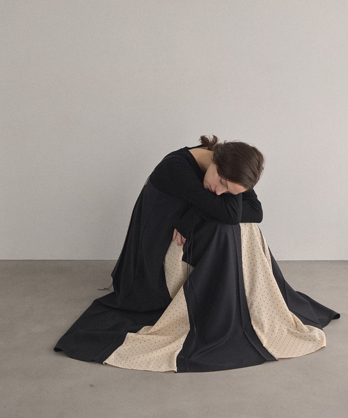 MIELI INVARIANT（ミエリインヴァリアント）の「Pin Dot Line Dress（ワンピース・レディース・ブラック系その他2/ブラック系その他・FREE）」の17枚目の写真