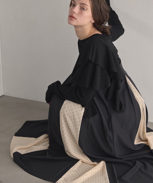 MIELI INVARIANT（ミエリインヴァリアント）の「Pin Dot Line Dress（ワンピース・レディース・ブラック系その他2/ブラック系その他・FREE）」の18枚目の写真