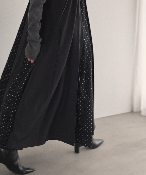 MIELI INVARIANT（ミエリインヴァリアント）の「Pin Dot Line Dress（ワンピース・レディース・ブラック系その他2/ブラック系その他・FREE）」の13枚目の写真