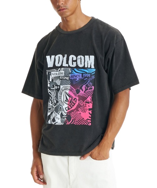 VOLCOM(ボルコム)の「VOLCOM メンズ SINCE1991 GRAPHIC SS TEE Tシャツ 【2026年春夏モデル】(Tシャツ/カットソー・メンズ・ホワイト/ブラック/オリーブ・X-LARGE/LARGE/MEDIUM/SMALL)」の1枚目の写真