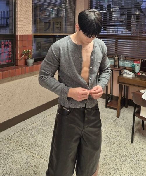 PROCESS(プロセス)の「Leather Bermuda Shorts - Black(その他パンツ・メンズ・ブラック・MEDIUM/SMALL)」の6枚目の写真