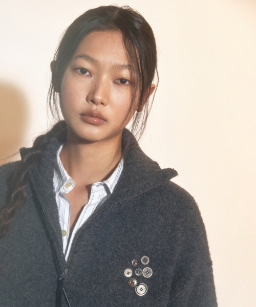 PORTERNA（ポルテナ）の「BUTTON HALF PULL-OVER SWEATER-CHARCOAL（ニット/セーター・レディース・その他・OS）」の9枚目の写真