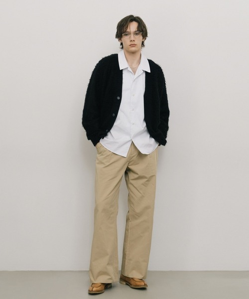 LURAKU（ルラク）の「【LURAKU】One tuck semi flare chino slacks / 1タックセミフレアチノスラックス（チノパンツ・メンズ・ブラック/ベージュ・S/M/L）」の13枚目の写真
