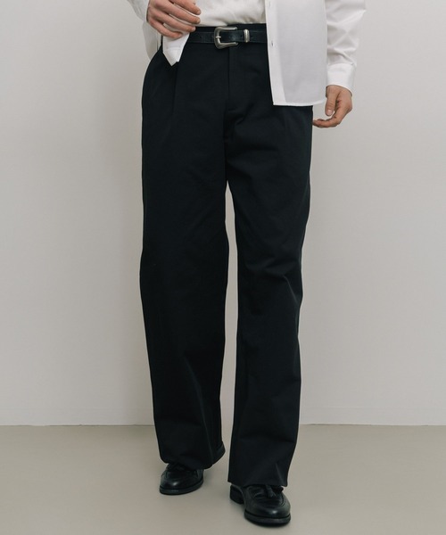 LURAKU（ルラク）の「【LURAKU】One tuck semi flare chino slacks / 1タックセミフレアチノスラックス（チノパンツ・メンズ・ブラック/ベージュ・S/M/L）」の15枚目の写真