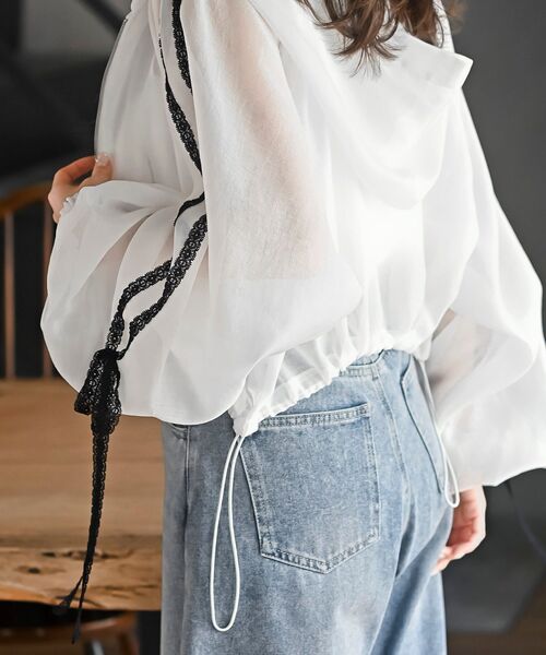 rps（アールピーエス）の「レースリボントラックフードシアージャケット（ブルゾン・レディース・オフホワイト/ブラック・フリー）」の8枚目の写真