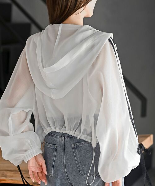 rps（アールピーエス）の「レースリボントラックフードシアージャケット（ブルゾン・レディース・オフホワイト/ブラック・フリー）」の9枚目の写真