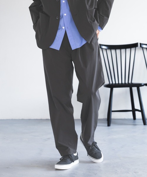 GLOBAL WORK(グローバルワーク)の「シーズンレステックワイドパンツ/643122(その他パンツ・メンズ・ベージュ/ブラック・LARGE/MEDIUM/SMALL/X-LARGE)」の17枚目の写真