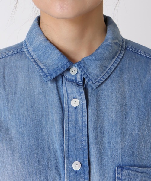 Jines(ジネス)の「デニム風加工シャツ(シャツ/ブラウス・レディース・インディゴブルー/ライトブルー・38)」の8枚目の写真