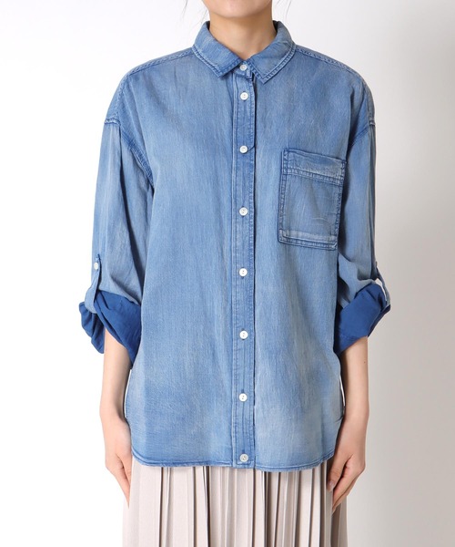Jines(ジネス)の「デニム風加工シャツ(シャツ/ブラウス・レディース・インディゴブルー/ライトブルー・38)」の11枚目の写真