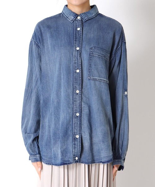 Jines(ジネス)の「デニム風加工シャツ(シャツ/ブラウス・レディース・インディゴブルー/ライトブルー・38)」の14枚目の写真