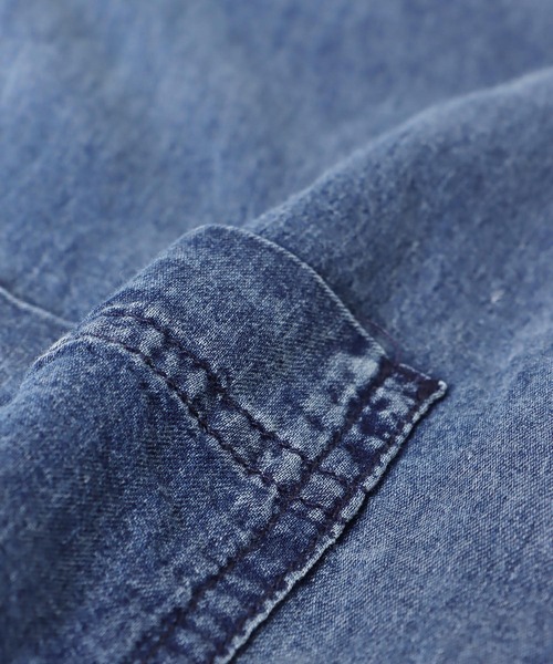 Jines(ジネス)の「デニム風加工シャツ(シャツ/ブラウス・レディース・インディゴブルー/ライトブルー・38)」の15枚目の写真