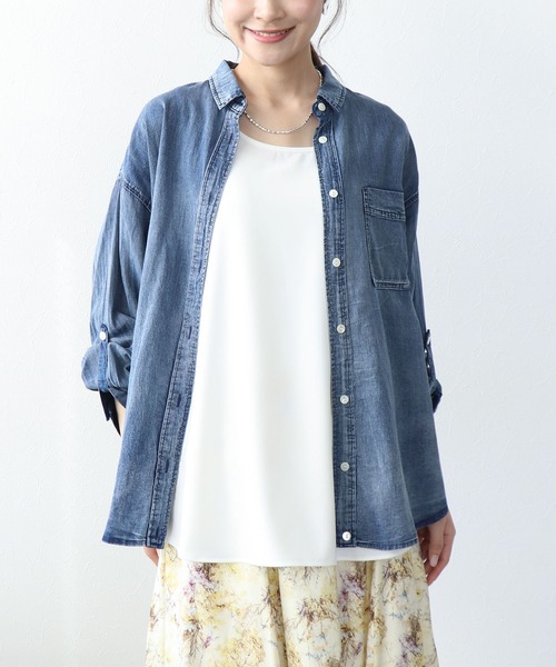 Jines(ジネス)の「デニム風加工シャツ(シャツ/ブラウス・レディース・インディゴブルー/ライトブルー・38)」の18枚目の写真