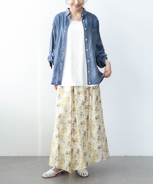 Jines(ジネス)の「デニム風加工シャツ(シャツ/ブラウス・レディース・インディゴブルー/ライトブルー・38)」の19枚目の写真