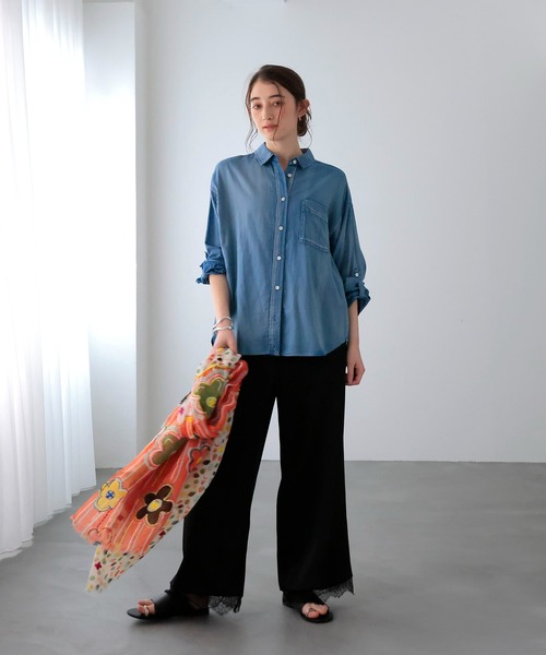 Jines(ジネス)の「デニム風加工シャツ(シャツ/ブラウス・レディース・インディゴブルー/ライトブルー・38)」の21枚目の写真