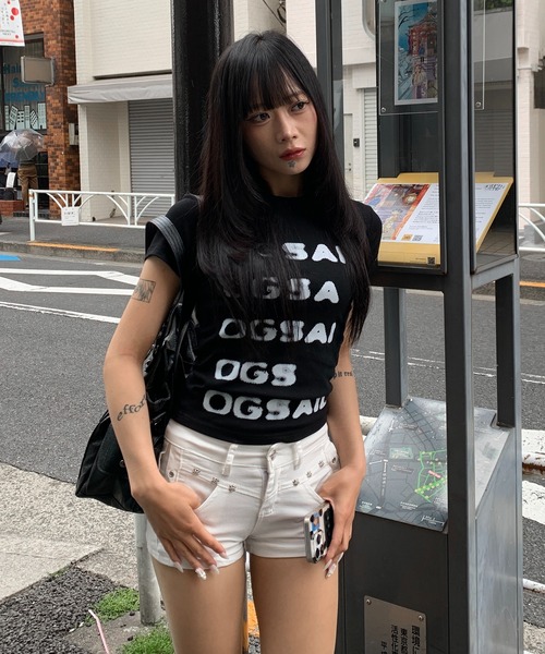 lilful(リルフル)の「【26年春夏新作】ぼかしロゴプリント 半袖Tシャツ(Tシャツ/カットソー・レディース・ブラック/グレー・M/S)」の5枚目の写真