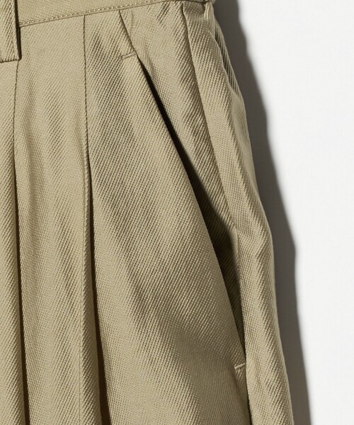 BEAUTY&YOUTH UNITED ARROWS(ビューティーアンドユースユナイテッドアローズ)の「セルロースナイロン ツイル タック ワイドパンツ ウォッシャブル(その他パンツ・レディース・ダークブラウン/ブラック/ベージュ・XS/M/S)」の19枚目の写真