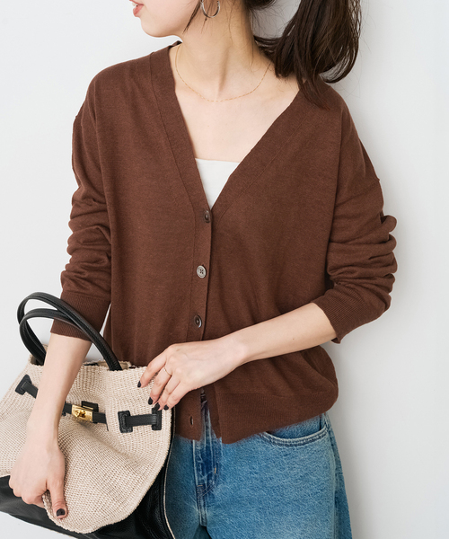 Spick & Span（スピックアンドスパン）の「《手洗い可》リネン天竺カーディガン（カーディガン/ボレロ・レディース・ベージュ/ブラウン/ブルー・FREE）」の7枚目の写真