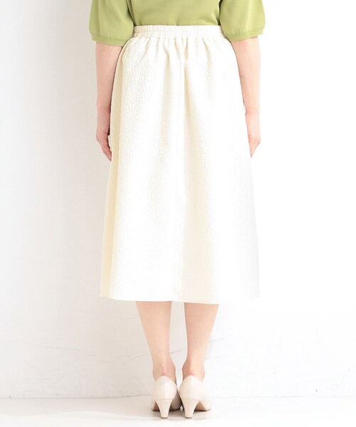 SHOO・LA・RUE（シューラルー）の「【洗濯機可/S-LL】上品なお花柄ジャカード フレアスカート（スカート・レディース・アイボリー/チャコールグレー・04/03/02/01）」の13枚目の写真